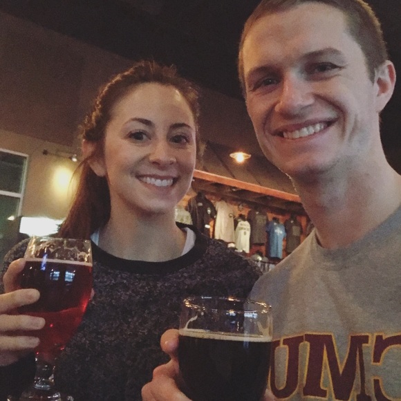 Meet your Posher, Nicole - Picture 2 of 6